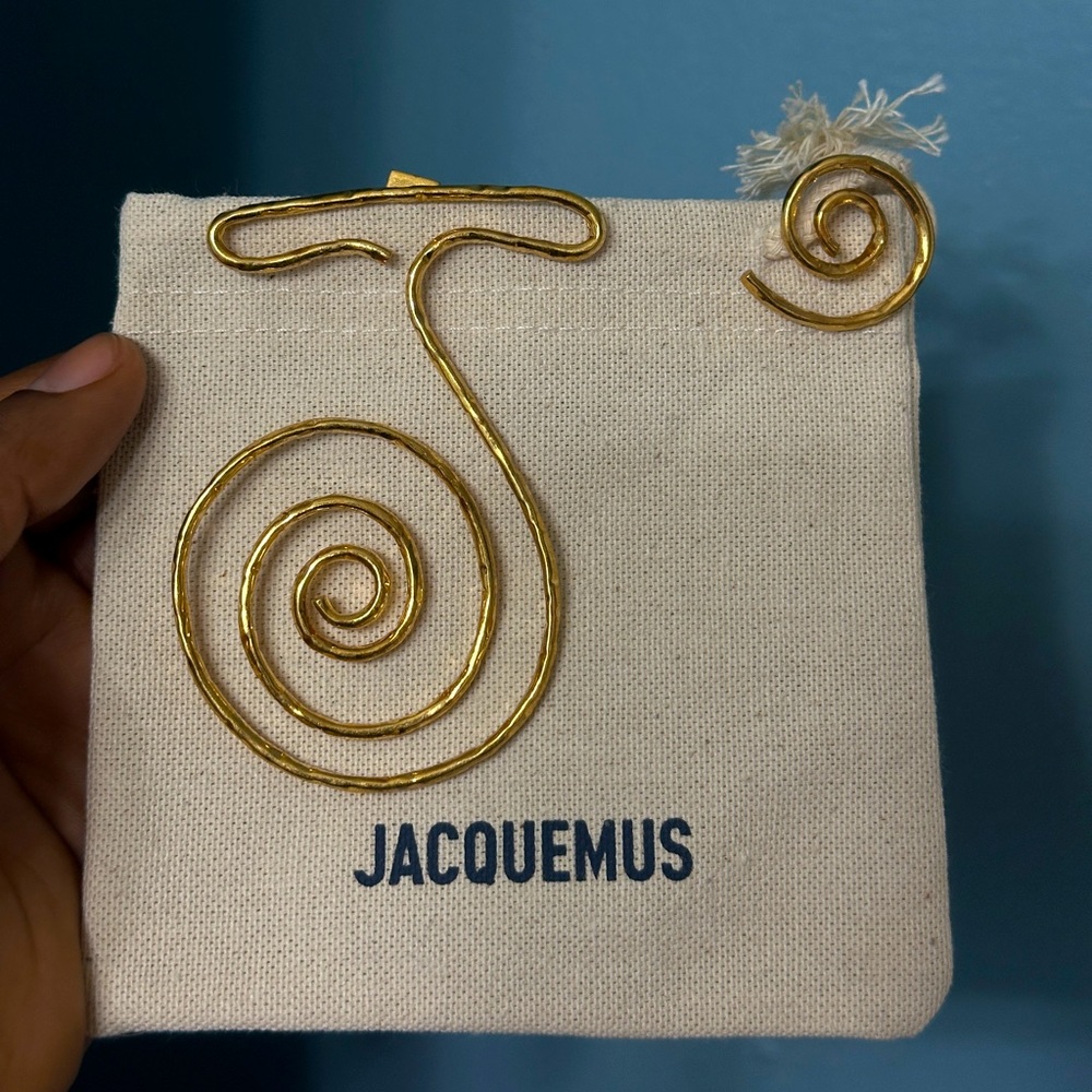 Jacquemus Gold Spiral Earrings